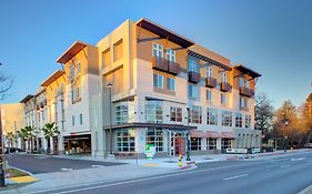 Holiday Inn Windsor - Wine Country By Ihg