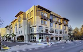 Holiday Inn Windsor - Wine Country By Ihg